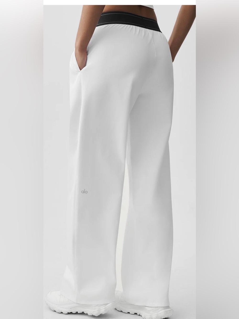 NWT Alo Yoga Suit up Trouser - Picture 3 of 9